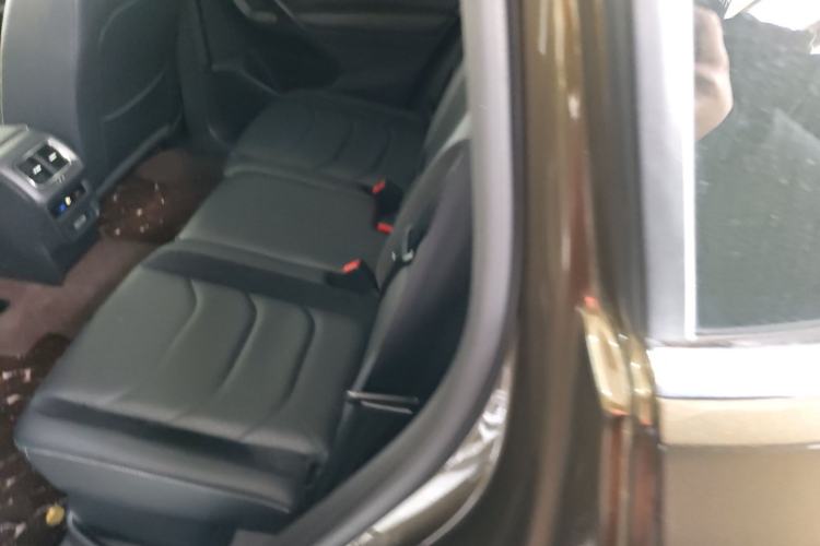 Used Volkswagen Tiguan L 2018 330TSI Automatic Two-Wheel Drive Luxury Edition
