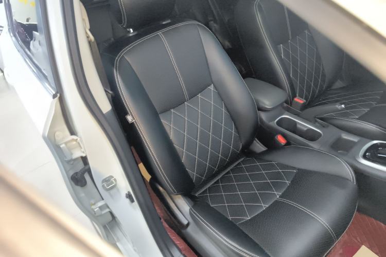 Used Nissan Tiida 2023 1.6L CVT Cool Dynamic Edition
