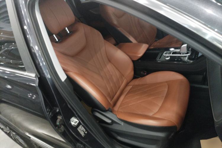 Used Chery Tiggo 8 PLUS 2021 290TGDI DCT Luxury Edition
