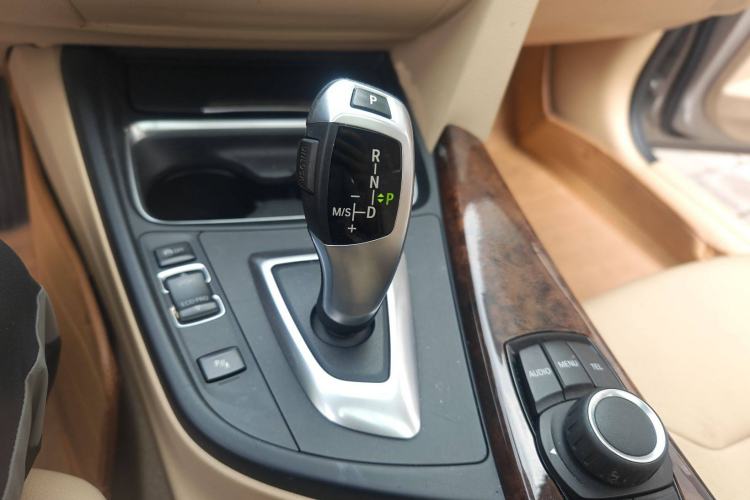 Used BMW 3 Series 2013 320Li Fashion Model
