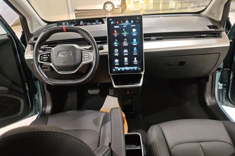 Used NETA V 2021 Standard Range Entertainment Version – Upgraded Model