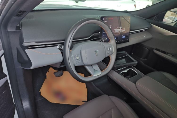 Used  S05 2024 510 Plus Pure Electric Version
