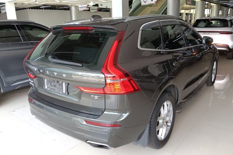 Used Volvo XC60 2018 T5 4x4 Zhiyi Edition
