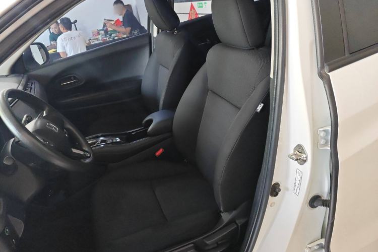 Used Honda Vezel 2015 1.5L CVT two-wheel drive Comfort trim
