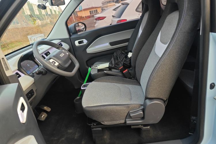 Used Chery QQ Ice Cream 2022 170km Sundae Phosphate Lithium-Ion
