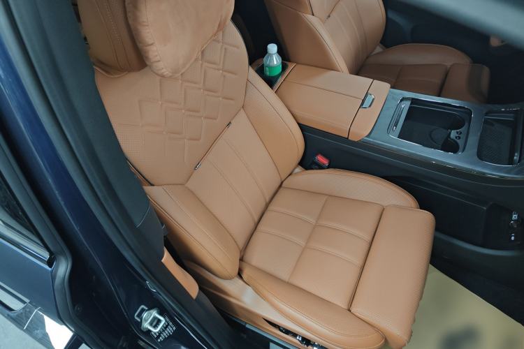 Used GAC Trumpchi Xiangwang M8 2025 Qiankun Series Pro Comfort Cabin