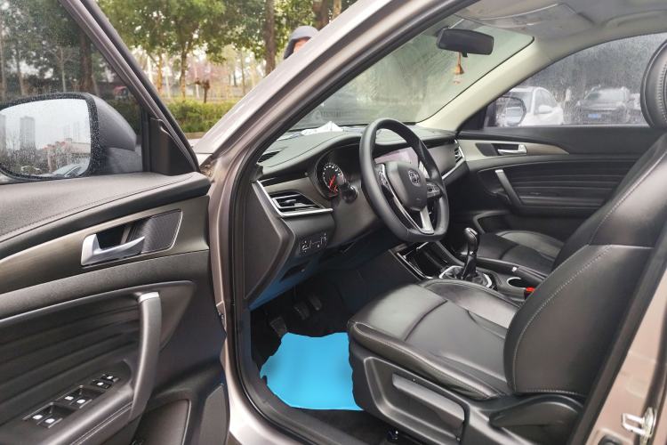 Used Changan CS35PLUS 2022 1.6L Manual Luxury Edition
