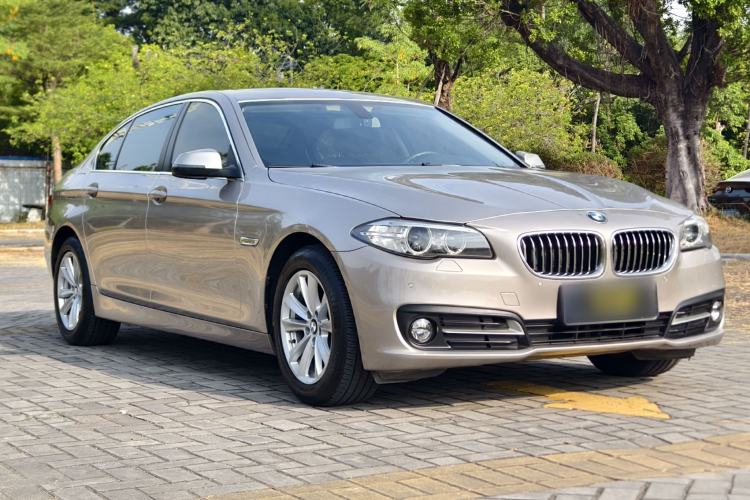 Used BMW 5 Series 2017 520Li Elegant Edition
