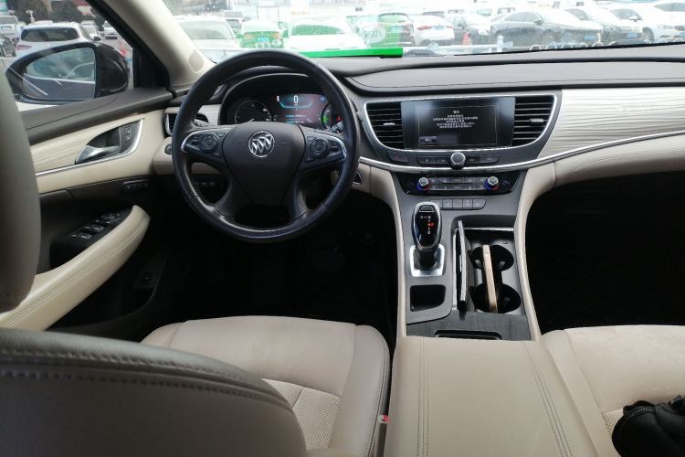 Used Buick LaCrosse 2016 30H Luxury Version
