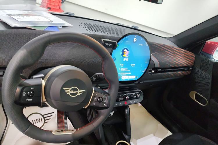 Used MINI Electric MINI COOPER 2024 452km COOPER SE Racing Driver
