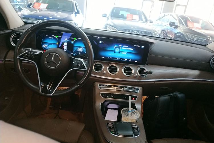 Used Mercedes-Benz E-Class 2023 E 260 L
