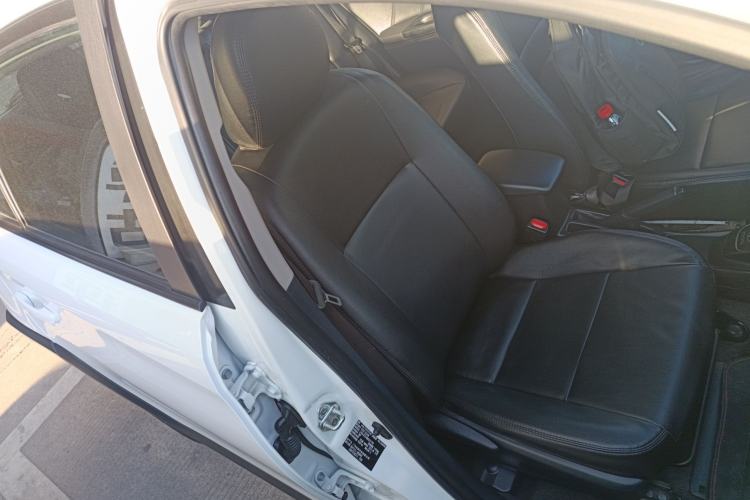 Used Toyota YARiS L 2021 X-Trail 1.5L CVT Leading Edition
