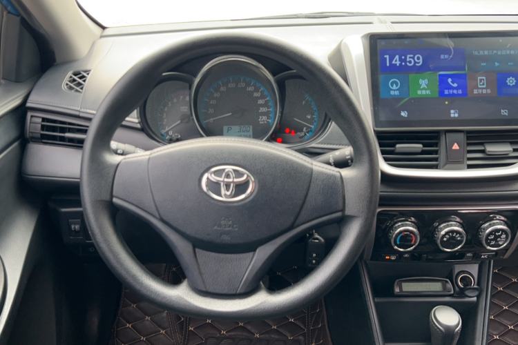 Used Toyota YARiS L 2019 1.5E CVT Dynamic Edition China VI compliant

