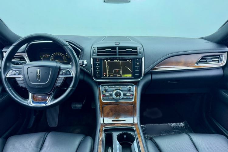 Used Lincoln Continental 2017 2.0T Two-Wheel Drive Deluxe Edition
