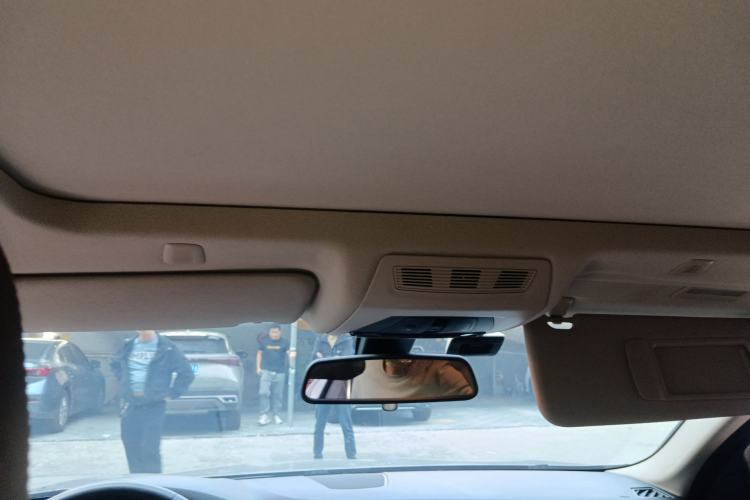 Used BMW 5 Series 2014 525Li Luxury Design Package
