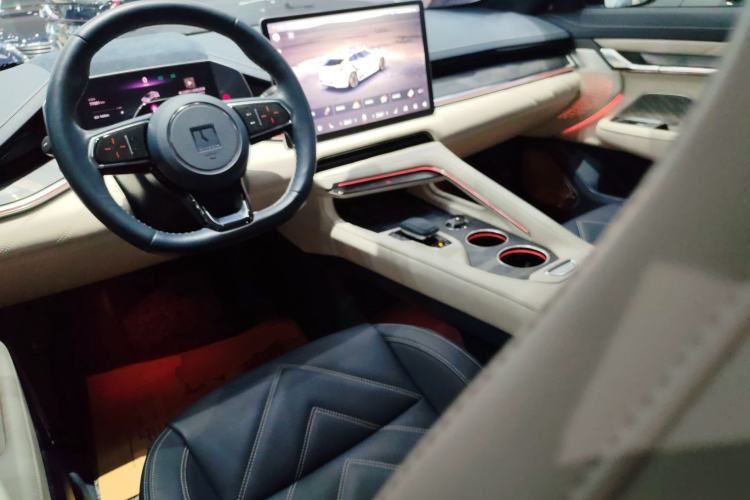 Used Zeekr 001 2022 Ultra-Long Range Dual-Motor YOU Version
