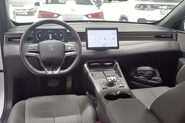 Used BYD Qin PLUS 2025 DM-i Smart Drive 55KM Leading Model