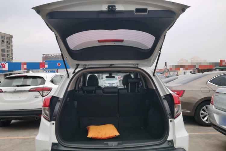 Used Honda Vezel 2020 1.5L CVT Pioneer Edition
