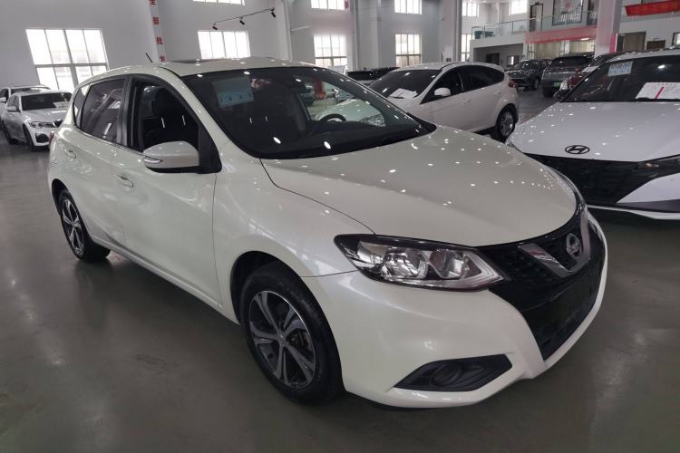 Used Nissan Tiida 2016 1.6L CVT Cool Dynamic Edition
