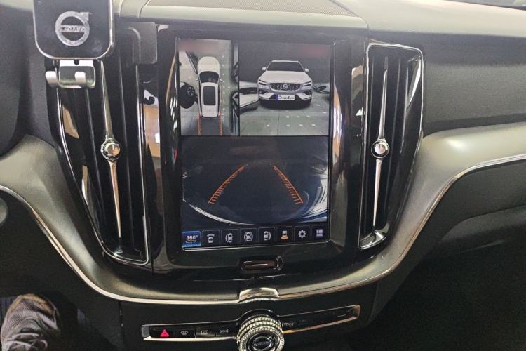 Used Volvo XC60 2018 T5 4x4 Zhiyi Edition