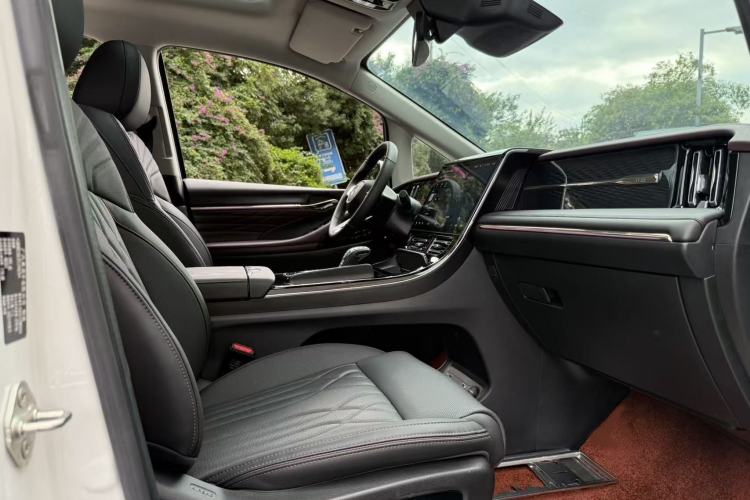 Used GAC Trumpchi M8 2024 Master Series 400T Ultimate Edition
