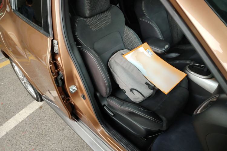 Used Infiniti ESQ 2014 1.6L Spontaneous Edition