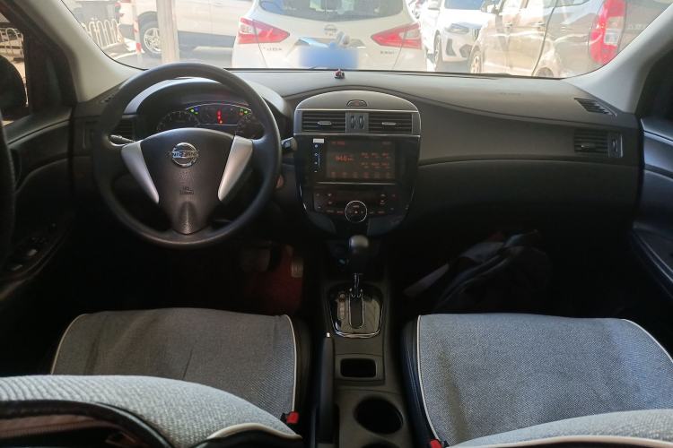 Used Nissan Tiida 2014 1.6L CVT Smart Model