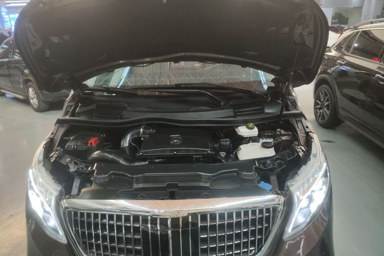 Used Mercedes-Benz V-Class 2018 V250 2.0T Middle East Version
