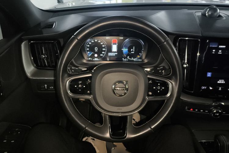 Used Volvo XC60 New Energy 2021 T8 E-Drive Hybrid Smart & Dynamic Edition