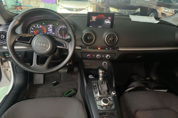 Used Audi A3 2017 Limousine 35 TFSI Ambition Edition