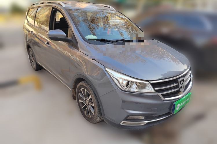 Used Baojun 730 2019 1.5T Manual Fashion Model 7-seater China VI