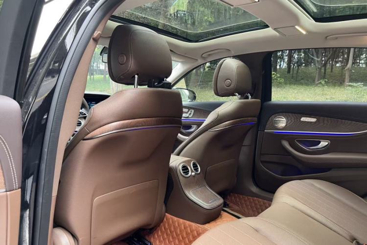 Used Mercedes-Benz E-Class 2023 Updated E 300 L Fashion Edition
