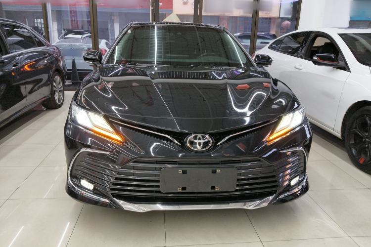 Used Toyota Camry 2023 2.0G Luxury Edition
