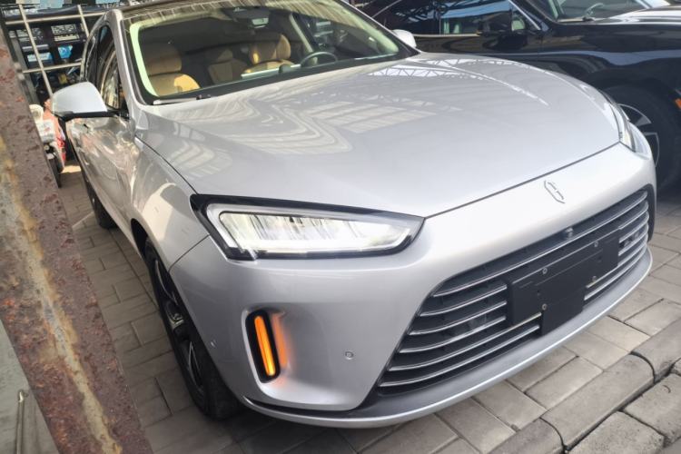 Used Hima AITO M5 2022 Extended-Range Four-Wheel Drive Performance Version
