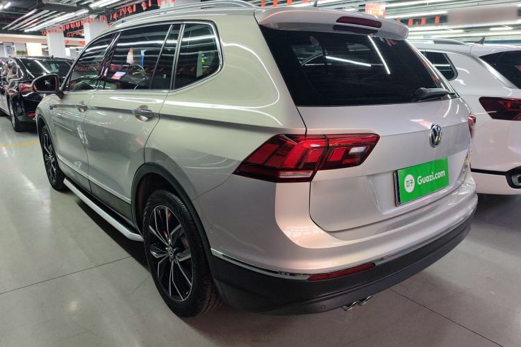 Used Volkswagen Tiguan L 2019 330TSI Automatic Two-Wheel Drive Smart Luxury Version China VI Standard
