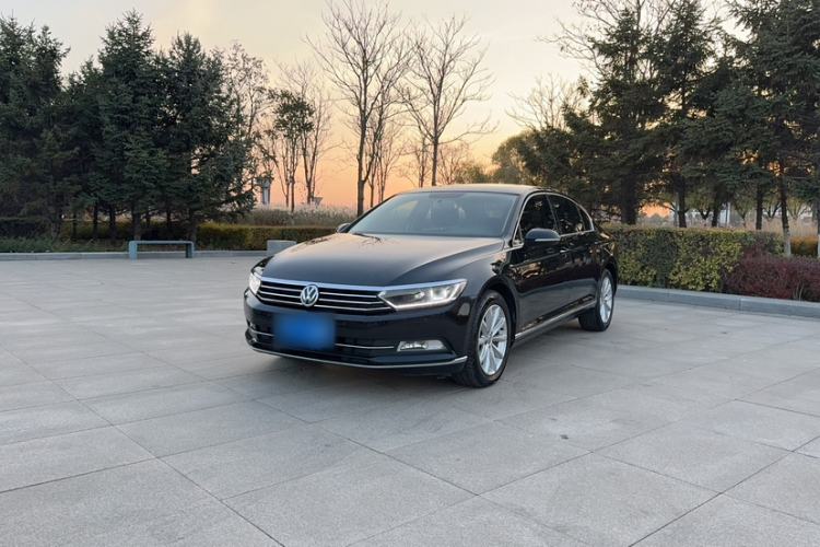 Used Volkswagen Magotan 2017 330TSI DSG Leading Model