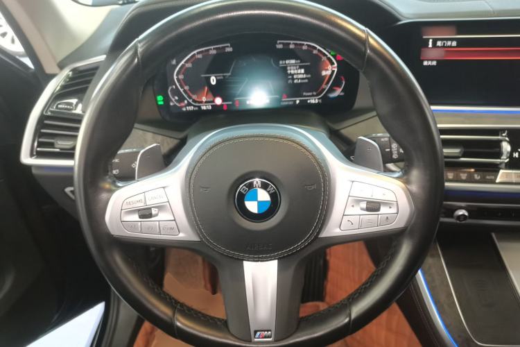 Used BMW X5 2022 Restyled xDrive 30Li Luxury Version M Sport Package
