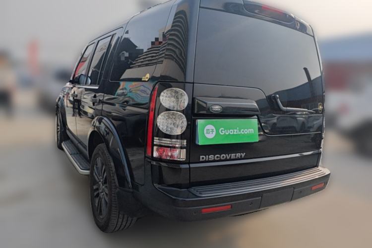 Used Land Rover Discovery 2016 3.0 SC Obsidian Black Heritage Edition SE