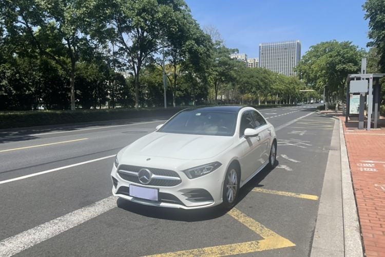 Used Mercedes-Benz A-Class 2021 A 200 L Sport Sedan Fashion Model
