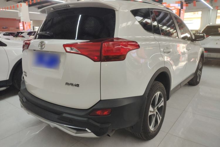 Used Toyota RAV4 2015 2.0L CVT Two-Wheel Drive Fashion Edition
