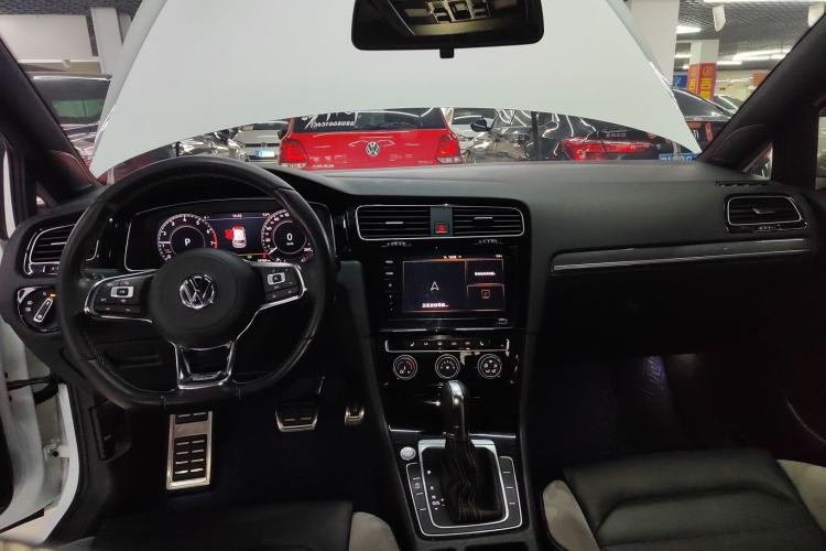 Used Volkswagen Golf 2020 Charming Edition 280TSI DSG R-Line