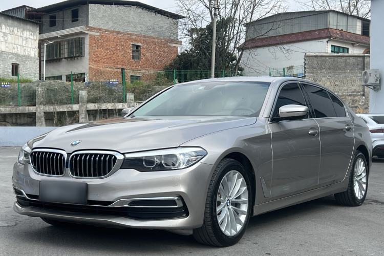 Used BMW 5 Series 2020 525Li Luxury Package