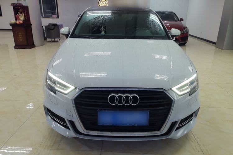 Used Audi A3 2019 Limousine 35 TFSI Fashion Edition China VI Emission Standard