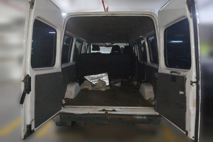 Used Ford Classic Transit 2016 2.8T Diesel Short-Wheelbase 6-Seater Mid-Roof Multifunction Vehicle JX493ZLQ4
