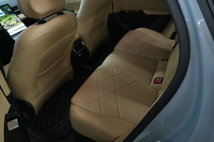 Used  L6 2024 125km PLUS Dragon Edition