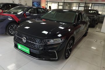 Used Volkswagen Passat 2023 330TSI Starry Luxury Edition