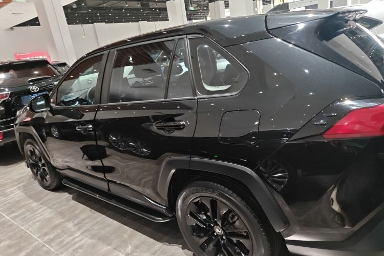 Used Toyota Wildlander 2022 2.0L CVT Two-Wheel Drive Luxury PLUS Edition
