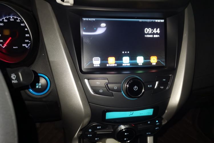 Used BYD Yuan New Energy 2019 EV360 Smart Connect Leading Model
