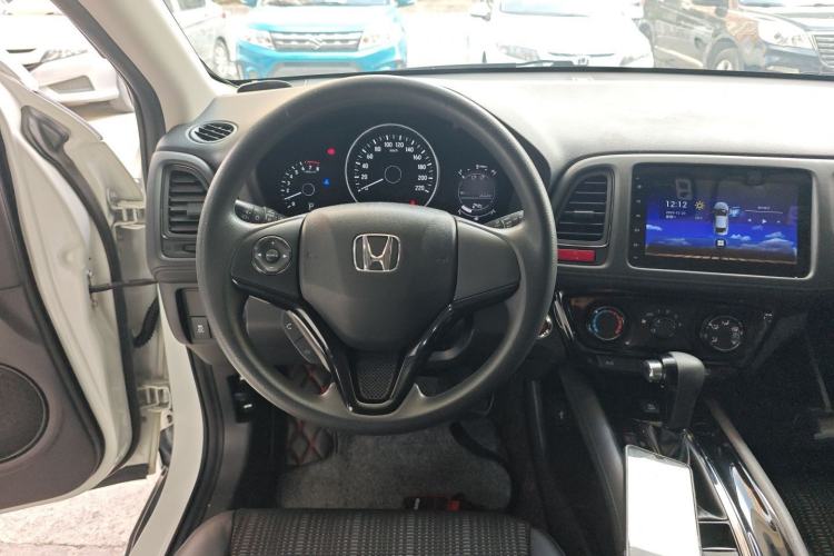 Used Honda Vezel 2017 1.8L CVT Front-Wheel Drive Pioneer Edition