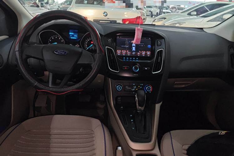 Used Ford Focus 2015 Sedan 1.6L Automatic Comfort Model
